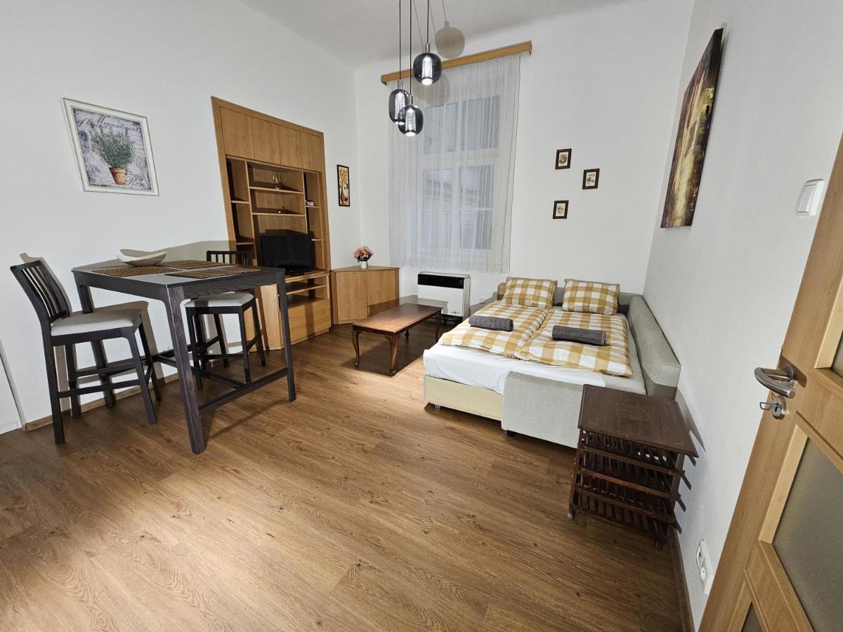 Sweet Apartment In The Heart Of ปราก ภายนอก รูปภาพ